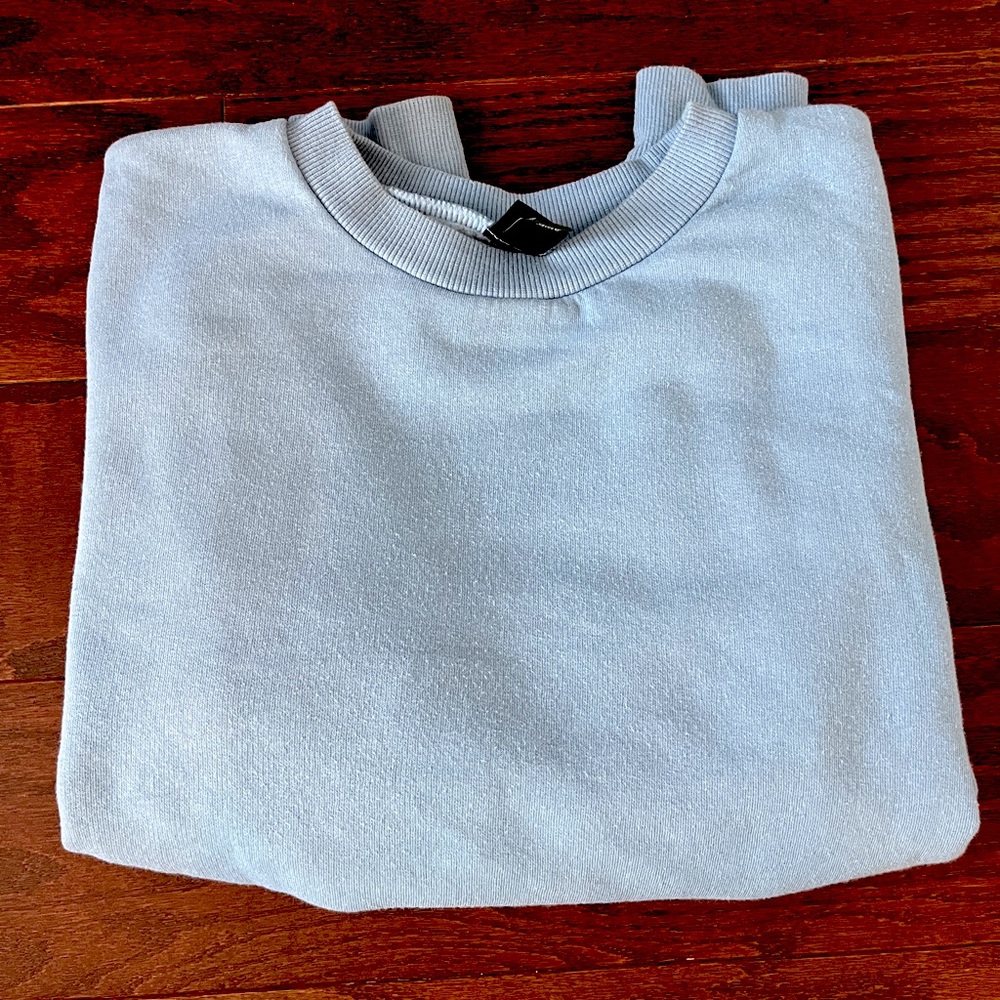Wild Fable Size M Baby Blue Sweatshirt